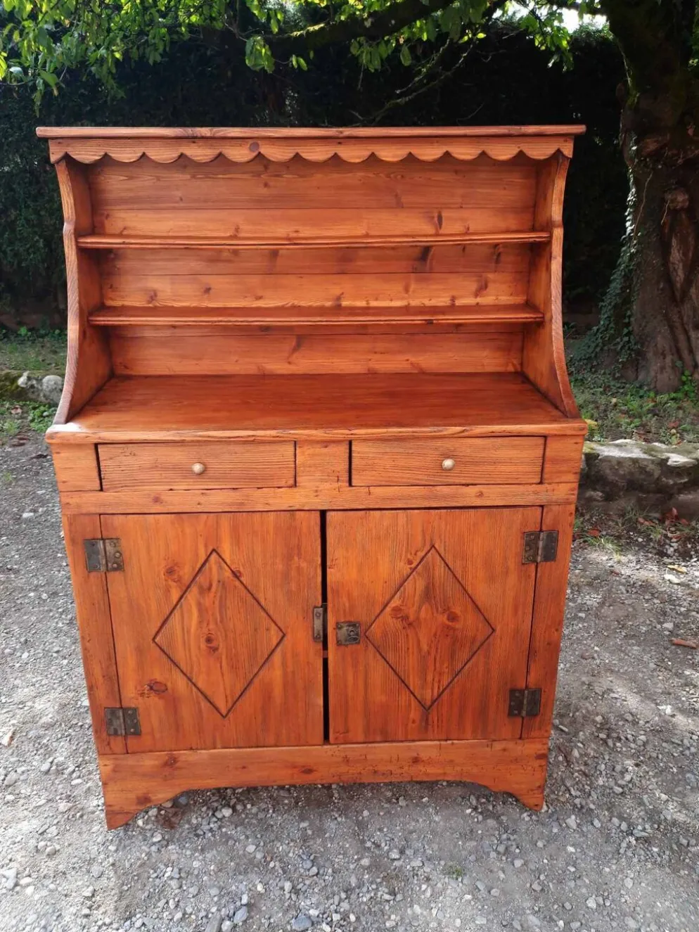 Buffet vaisselier d'alpage