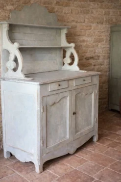 Buffet vaisselier dit Saint Hubert début XIXe
