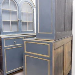 Buffet vaisselier double corps bois laqué gris - une paire disponible (B)