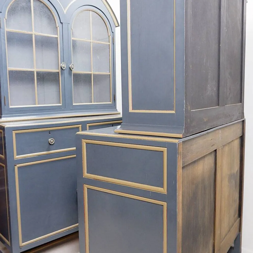 Buffet vaisselier double corps bois laqué gris - une paire disponible (B)