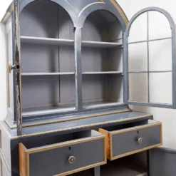 Buffet vaisselier double corps bois laqué gris - une paire disponible (B)