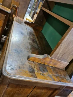Buffet vaisselier en chêne