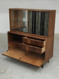 Buffet vaisselier U372/386 B.Landsman et H.Nepozitek pour Jitona 1960