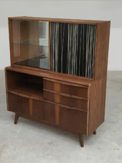Buffet vaisselier U372/386 B.Landsman et H.Nepozitek pour Jitona 1960