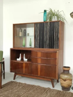 Buffet vaisselier U372/386 B.Landsman et H.Nepozitek pour Jitona 1960