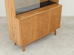 Buffet / Vaisselier U369/383 par Bohumil Landsman et Hubert Nepozitek pour Jitona 1960