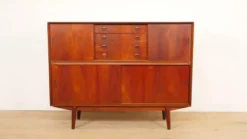 Buffet vintage avec bar en teck