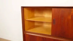 Buffet vintage avec bar en teck
