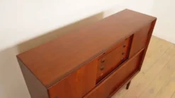 Buffet vintage avec bar en teck