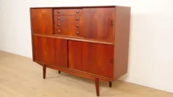 Buffet vintage avec bar en teck