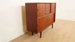 Buffet vintage avec bar en teck