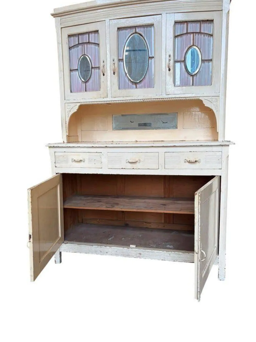 Buffet vintage blanc cassé / meuble de brocante