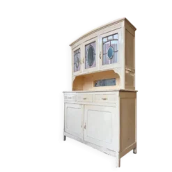 Buffet vintage blanc cassé / meuble de brocante