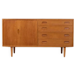 Buffet vintage commode Hundevad en chêne des années 60, style mid-century