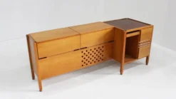Buffet vintage des années 1960 en Italie attribué à Carlo Scarpa, exécution Anfodillo.