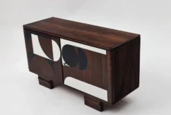 Buffet vintage des années 1950, moderniste, en noyer, motif géométrique Op Art.