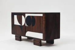 Buffet vintage des années 1950, moderniste, en noyer, motif géométrique Op Art.