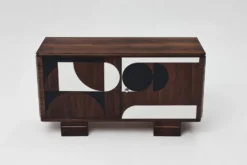 Buffet vintage des années 1950, moderniste, en noyer, motif géométrique Op Art.