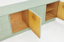 Buffet vintage des années 1970, vert pastel, relief, finition brillante, chrome
