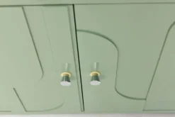 Buffet vintage des années 1970, vert pastel, relief, finition brillante, chrome