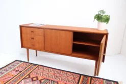 Buffet vintage en teck style années 60-70, style rétro, style Bartels