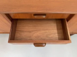 Buffet vintage G-Plan.
