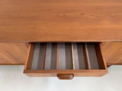 Buffet vintage G-Plan.