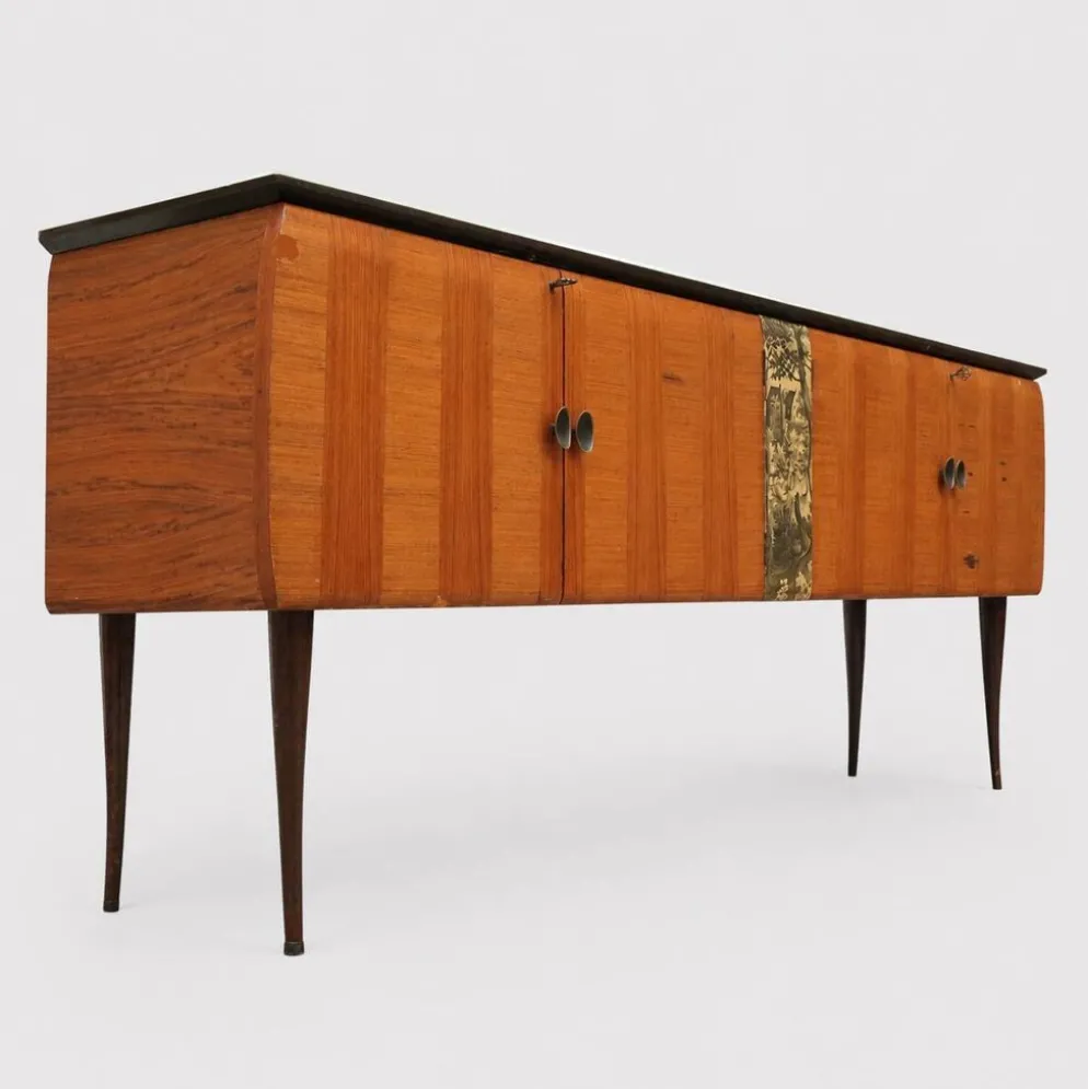 Buffet vintage italien avec plateau en verre – dans le style de Vittorio Dassi
