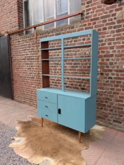 Buffet vintage peint