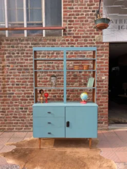 Buffet vintage peint