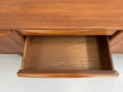 Buffet vintage Stonehill.