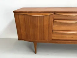 Buffet vintage Stonehill.