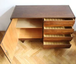 Buffet vintage U-458 de Jiří Jiroutek, Interiér Praha, Tchécoslovaquie,1972