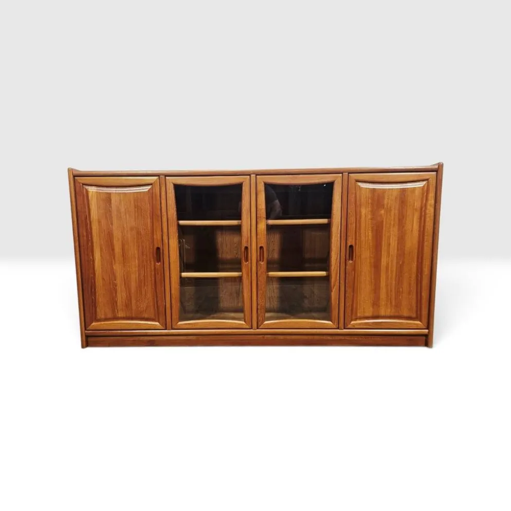 Buffet vitré en teck massif de style moderniste, Dyrlund, années 1980
