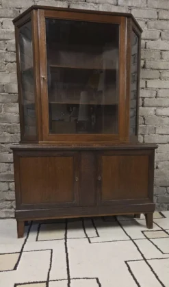 Buffet vitrine deux corps vintage en chêne années 50