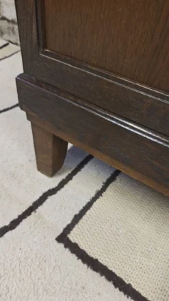 Buffet vitrine deux corps vintage en chêne années 50