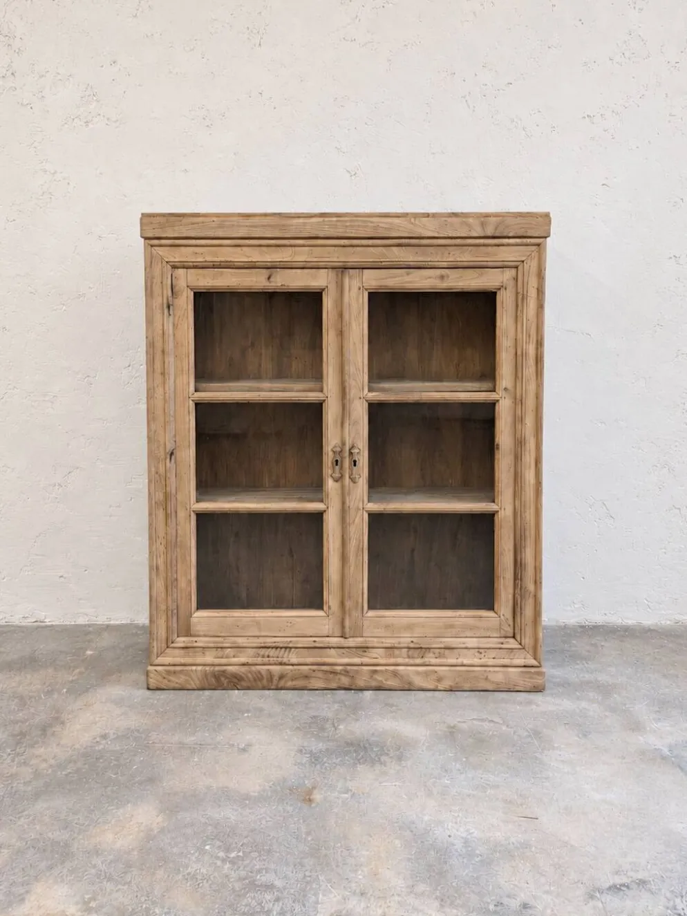 Buffet vitrine en chêne – 2 portes avec vitres