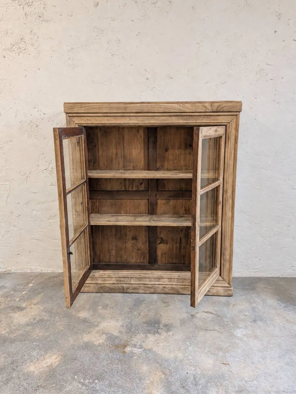 Buffet vitrine en chêne – 2 portes avec vitres