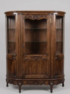 Buffet vitrine galbé style Louis XV