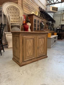 Buffet xixème en chêne massif