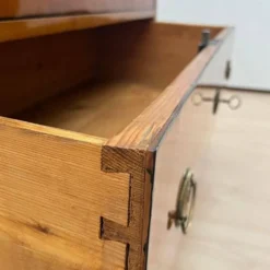 Bureau à abattant Biedermeier en placage de cerisier et en laiton, 1820