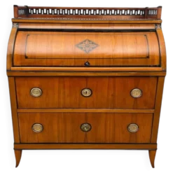 Bureau à abattant Biedermeier en placage de cerisier et en laiton, 1820
