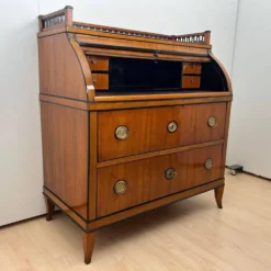 Bureau à abattant Biedermeier en placage de cerisier et en laiton, 1820
