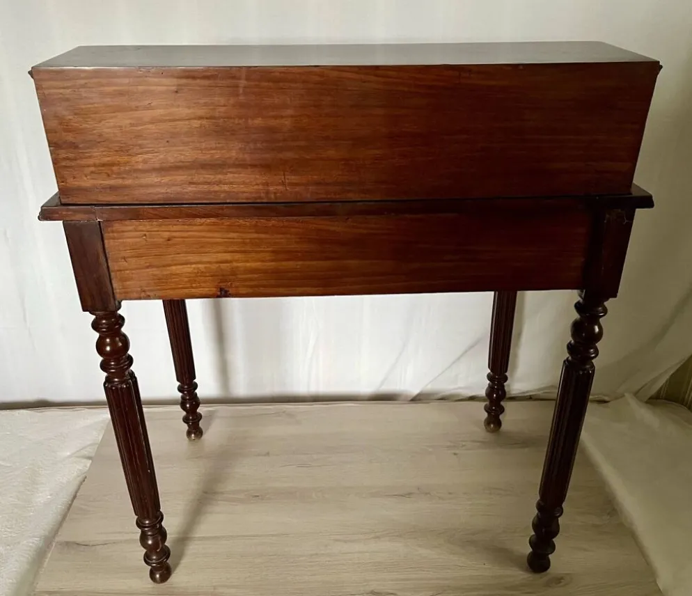 Bureau a gradins style louis philippe, acajou