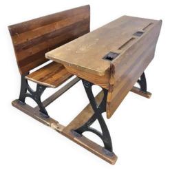 Bureau ancien / banc d'école (1920) en fonte De Mark Breda Hollande