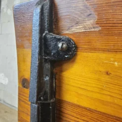 Bureau ancien / banc d'école (1920) en fonte De Mark Breda Hollande