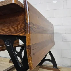 Bureau ancien / banc d'école (1920) en fonte De Mark Breda Hollande