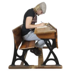 Bureau ancien / banc d'école (1920) en fonte De Mark Breda Hollande