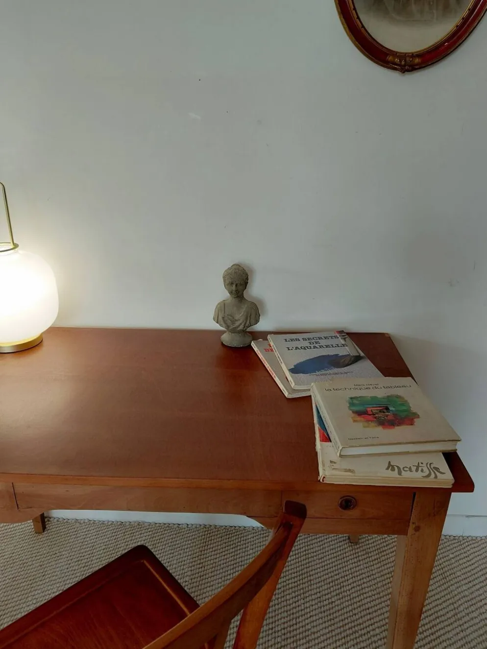 Bureau ancien à double tiroir, pieds gainés, XIXème