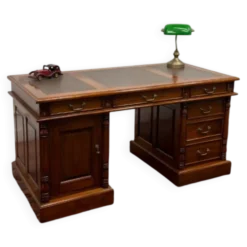 Bureau anglais classique en cuir marron